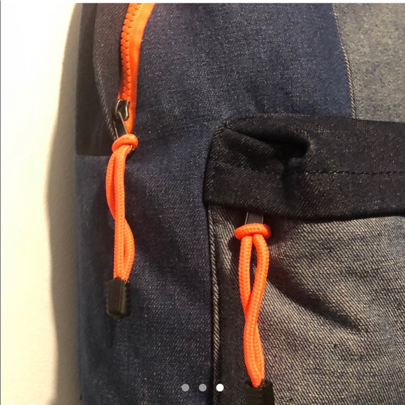 Denim Backpack 🎒 - Picture 3 of 4